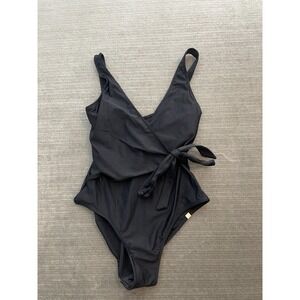 Summersalt The Perfect Wrap One Piece Swim Suit Women 8 Black Minimalist Classic